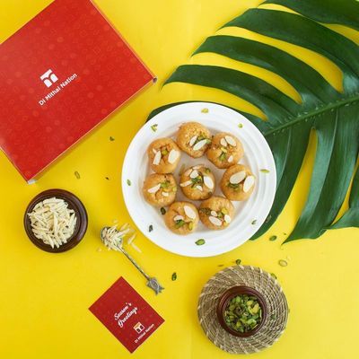 DI MITHAI NATION Balushahi Traditional Indian Desert Mithai for Special Occasion (400 Gram)