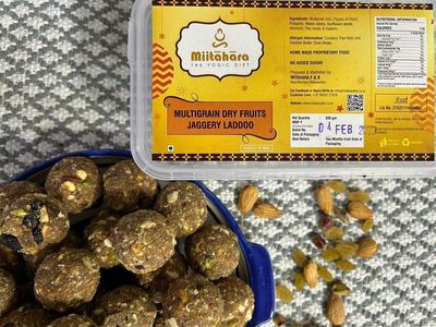 Miitahara Multigrain Dry Fruit Jaggery Ladoo | Combination of 7 Mix Fresh Flour | Wheat | Ragi | Soyabean | Jowar | Bajra | Jo (Barley) | Chana | Homemade Desi Ghee |