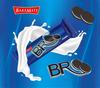 BakeMate Bro Cookie Biscuits | Sandwich Cream Biscuits | Combo Pack | Family Size Pack of 8 Units x 100G, Vanilla Flavouring view 3