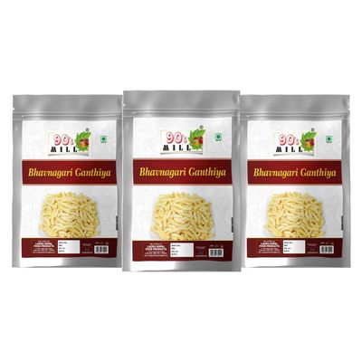90's MILL Saurashtra Farsaan Bhavnagri Gathiya Namkin Namken Fried Gram Flour Sticks, Carom Seeds||BHAVNAGRI GATHIYA||Fried in Healthy Groundnut Oil | Ganthiya Namkeen-280g*3Pack