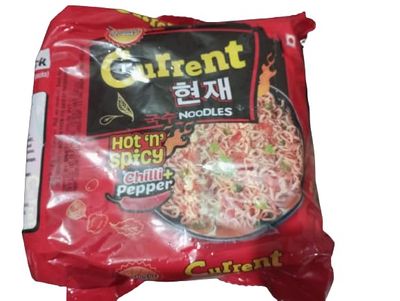 HRBS Current Hot 'n' Spicy Chilli+Pepper Non Veg Soup Noodles 500gms (3* 100gms) Nepali Tasty Instant Easy to Make Hot & Spicy Noodle_Package Include 5 Pieces Combo