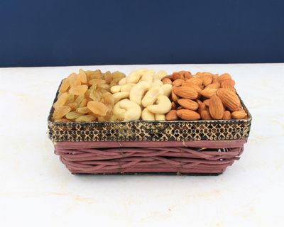 SFU E Com Dry Fruit Gift Hamper With Fulfil Basket to Cashew, Almond And Raisin | Ideal for Rakhi, Diwali and Festive Gifting | Dry Fruit Hamper For Corporate Gifts, Family, Friends, New year | 026