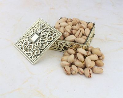 SFU E Com Dry Fruit Gift Hamper With Golden Box Pistachios | Ideal for Rakhi, Diwali and Festive Gifting | Dry Fruit Hamper For Corporate Gifts, Family, Friends, New year | 055