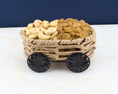 SFU E Com Dry Fruit Gift Hamper Pack with Cashew Nuts, Raisin | Ideal for Rakhi, Diwali and Festive Gifting | Dry Fruit Hamper For Corporate Gifts, Family, Friends, New year | 005