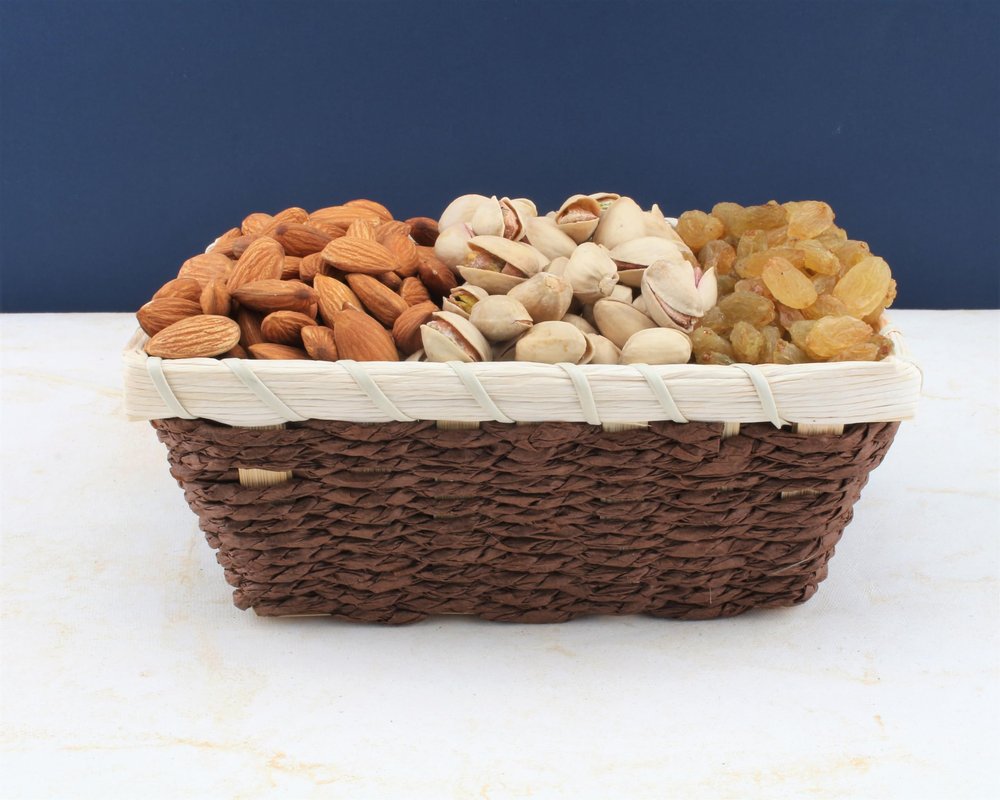 SFU E Com Dry Fruit Gift Hamper With Fulfil Basket With Pistachios, Almond And Raisin| Dry Fruit Hamper For Corporate Gifts, Family, Friends, New year | 017