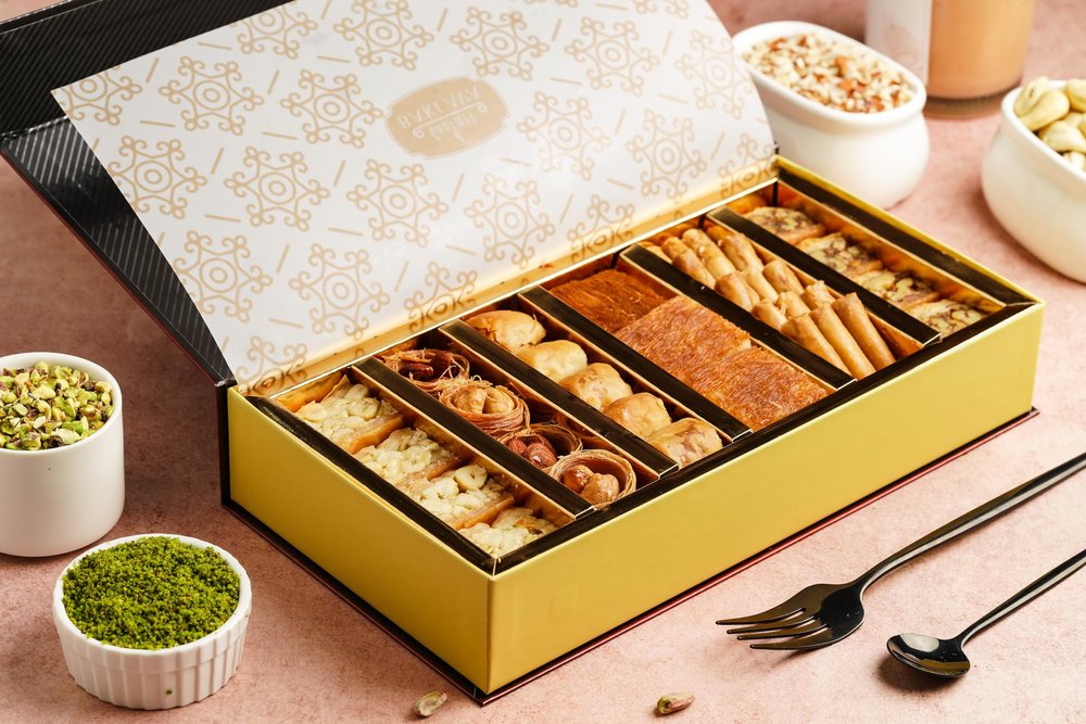 Assorted Baklava Sweets with Cashew Baklava | Pista | Almond | Finger baklava With Fresh Nuts (350 Grams)