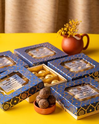 Aarogya Mahua Deshi Ghee Gond Laddu With Jaggry By Jashpure.,300 Grams
