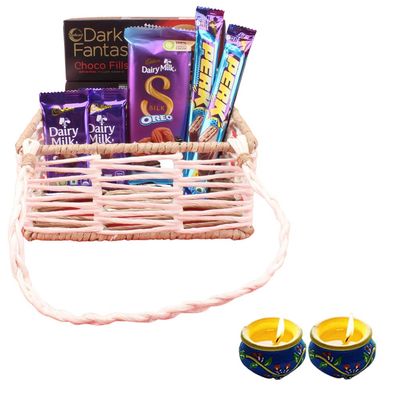 SFU E Com Crunchy Perk With Tasty Silk Chocolate| Diwali Chocolate Gift | Premium Diwali Chocolate With 2 Pieces Matki Diya Hamper | Chocolate Gift Hamper | 1595