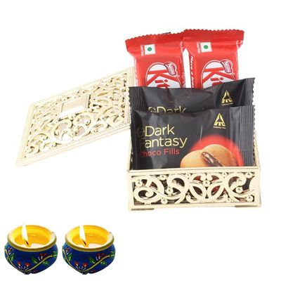 SFU E Com Crunch Blast With Creamy Caramel| Diwali Chocolate Gift | Premium Diwali Chocolate With 2 Pieces Matki Diya Hamper | Chocolate Gift Hamper | 1224