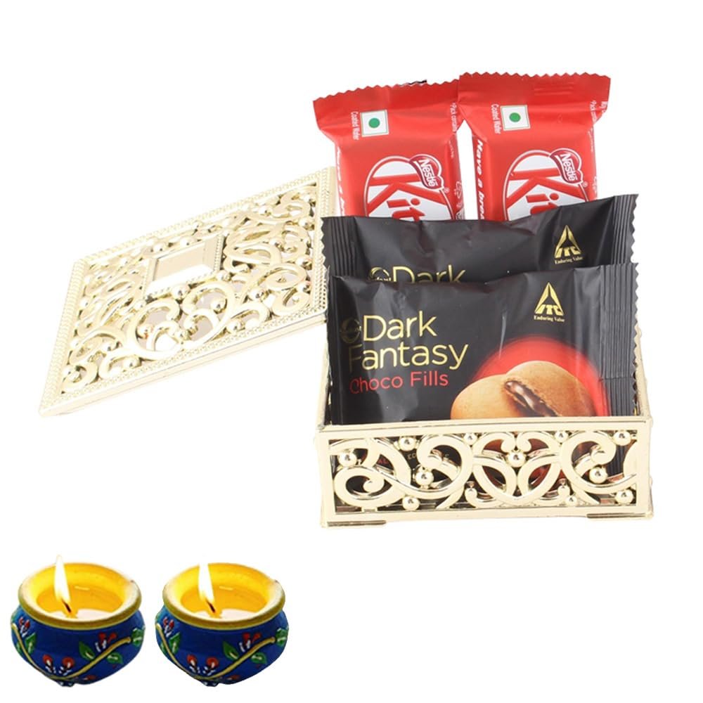 SFU E Com Crunch Blast With Creamy Caramel| Diwali Chocolate Gift | Premium Diwali Chocolate With 2 Pieces Matki Diya Hamper | Chocolate Gift Hamper | 1224