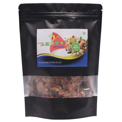 Leeve Dry Fruits Premium California Fresh Walnut Kernels 1 kg Pack | Akrot Giri | High in Protein & Iron | Low Calorie Nut | Antioxidant Wallnut Giri | Akhrot Magaj