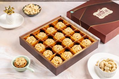 Bharat Baklava Cashew Tart Baklava Dough along with Cow Ghee, Honey and topped with Cashew Pieces (350 g)