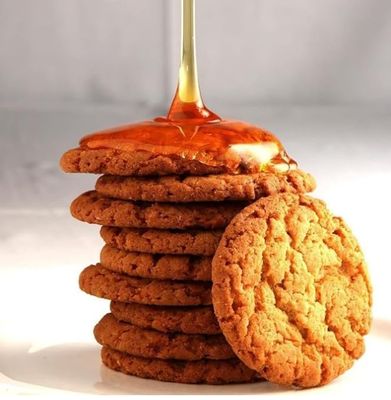 Shri Radhey Bakers Crunchy Honey Oats Cookies Desi Ghee Butter Snack for Adults Kids Tasty Healthy Snacks Biscuits for Tea (300 Gm)