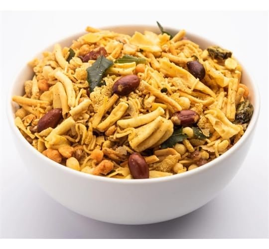 Veganic Golden Mixture Namkeen 200g  Indori Style Chatpati Mix with Peanuts | Crunchy & Spicy Tea-Time Snack | Tasty Indian Namkin for All Ages (200G)