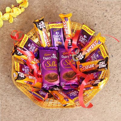 SFU E Com Assorted Chocolate Gift Hamper | Chocolate Gift For Birthday, Anniversary, Valentine, Diwali, Rakhi, New Year | 019