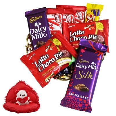 SFU E Com Loaded Milky And Crunchy Chocolate Gift Hamper For Festival | Valentine Gift Combo With Heart Teddy Bear | Valentine Chocolate Gift For Boy Friend, Girl Friend, Fiance, Husband, Wife | 148