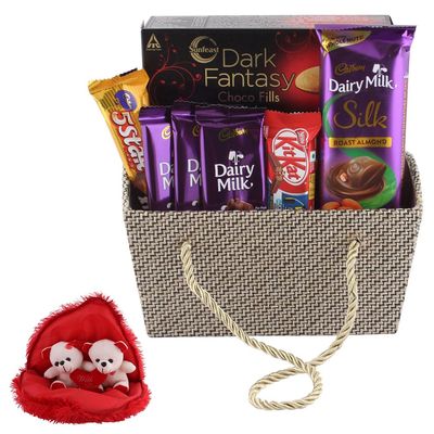SFU E Com Chocolates & Dark Fantasy Gift Basket Combo | Valentine Gift Combo With Pair Heart Teddy Bear | Valentine Chocolate Gift For Boy Friend, Girl Friend, Fiance, Husband, Wife | 837