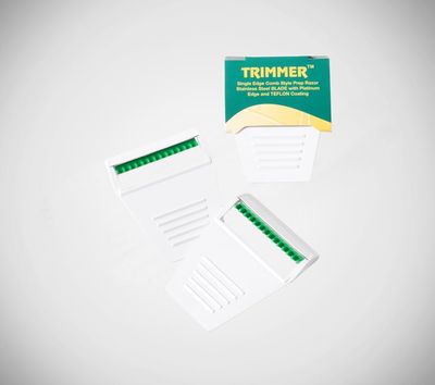Romsons Trimmer Plus Disposable Skin Prep Razor (50 Pcs/Box)