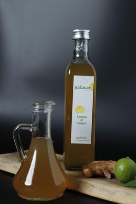 Choco Gaarden Lemon Ginger Juice | 1000 Ml | Lemon Ginger Syrup Mix with Water for Making Juice | Handmade Sharbath Concentrate | Farm-Fresh Ingredients | Pack of 1