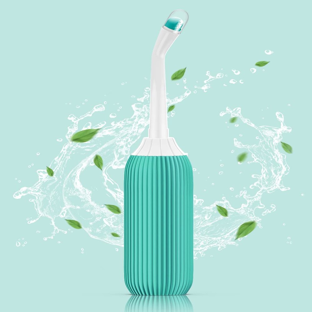 ARJ 500ML Plastic Retractable Handheld Bidet Portable of Antislip, Bidet Angled Nozzle Spray with Travel Bag (Green)