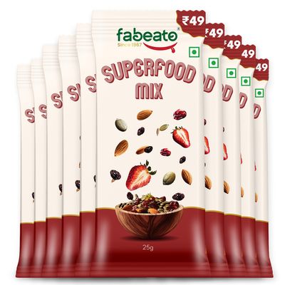Fabeato Munch on the Go Snack Premium Superfood Mix |Nuts, Dry Fruits, Seeds and Berries | Rich in Dietary Fiber, Rich in Protein| Each Pouch 25g | Pack of 10