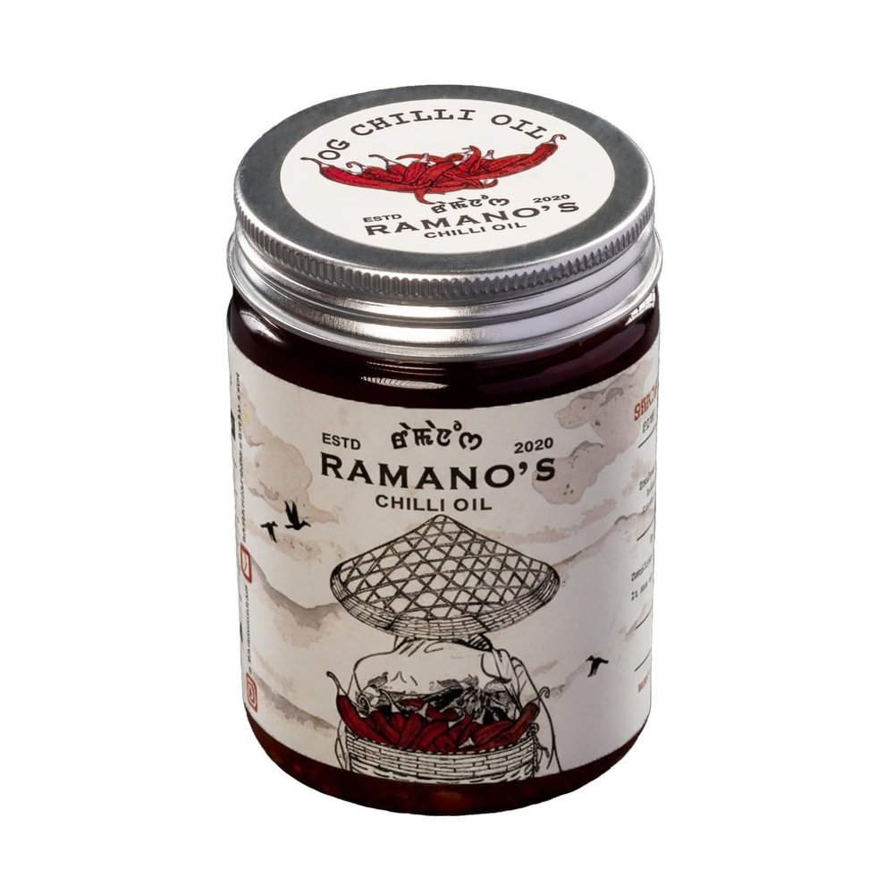 RAMANO'S OG Chilli Oil 240 Gms, Infused with 5 Handpicked Chillies, Garlic & Sichuan Peppercorns, Crispy Spicy Dip for Pizza, Noodles, Drizzling for Ramen & Dumplings, Chilli Food Oil for Cooking