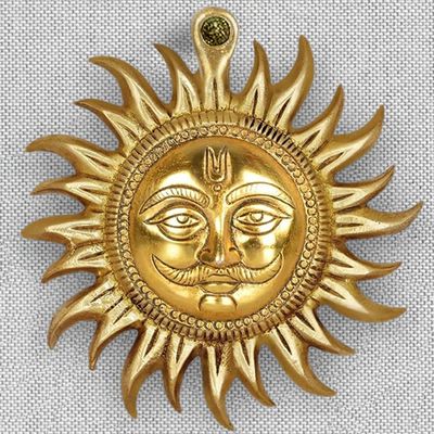 MF Surya Dev Metal Wall Hanging Sun Face Statue Puja Vastu Figurine Surya For Positivity For Home Enterance & Office Decor, Brass Finish,Surya Bhagwan Wall Hanging (Surya Face) - 10