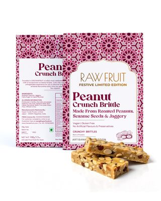 HyperFoods Peanut Crunch Brittle Chikki Peanut Chikki Peanut Butter Chikki Healthy Bar Pack Energy Bites Delicious & Crunchy Peanut Bar