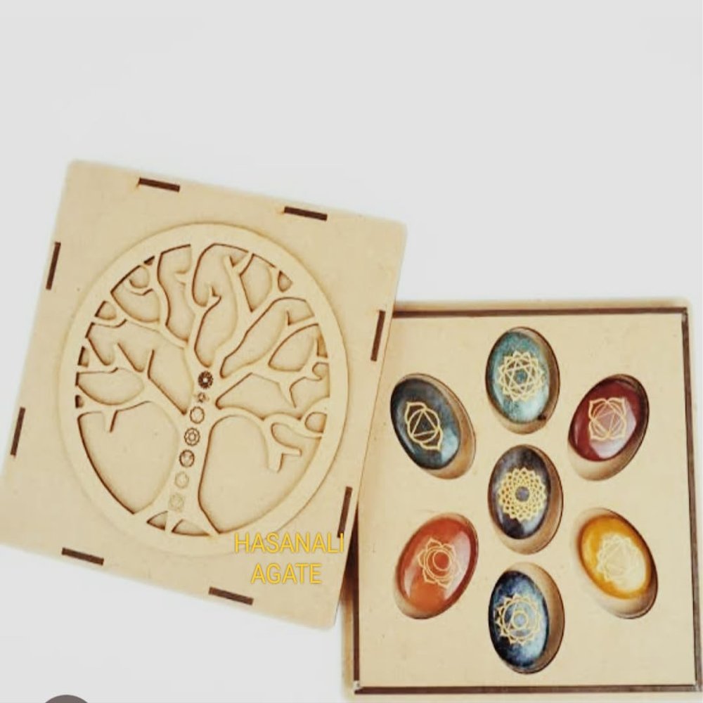 7 Chakra Rekki Oval set Healing stone Box