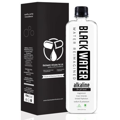 BLACKWATER Alkaline Water, 8+ pH Level, with Magnesium and Trace Minerals. ALKALINE 700ML (Pack of 1)
