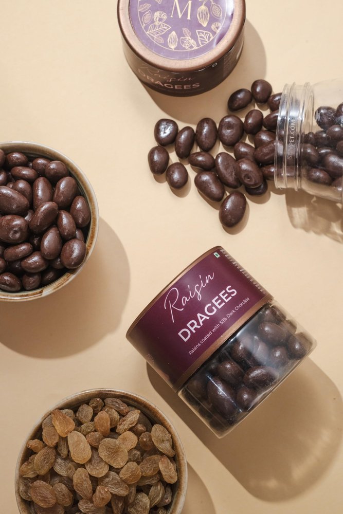 Mabon Raisin Chocolate Dragees (120g) | Premium Crunchy Chocolate-Coated Raisins | Organic Cacao | No Refined Sugar | Indian Artisanal Chocolates