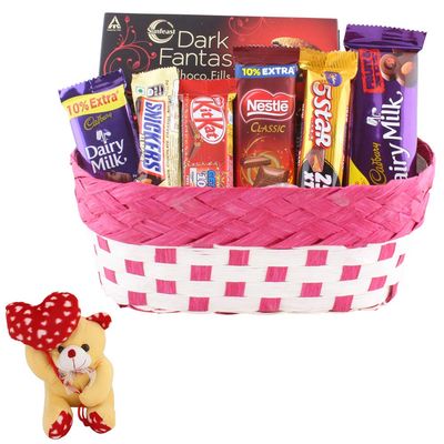 SFU E Com Beautiful Chocolate Gift Hamper With Basket | Valentine Heart Teddy Bear With Chocolate Combo | Valentine Chocolate Hamper | 469