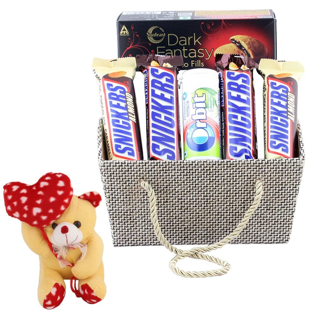 SFU E Com Beautiful Basket With peanut Chocolates | Valentine Heart Teddy Bear With Chocolate Combo | Valentine Chocolate Hamper | 1054