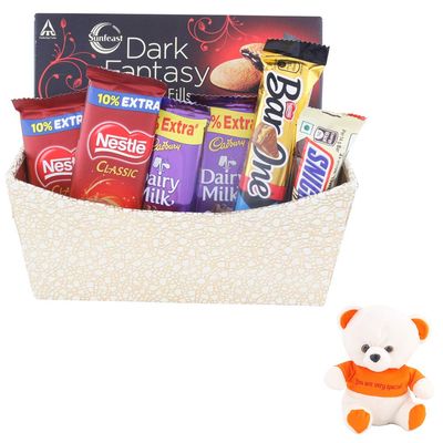 SFU E Com Choco Combo Gift Hamper | Valentine Love Teddy Bear With Chocolate Combo | Valentine Chocolate Hamper | 257