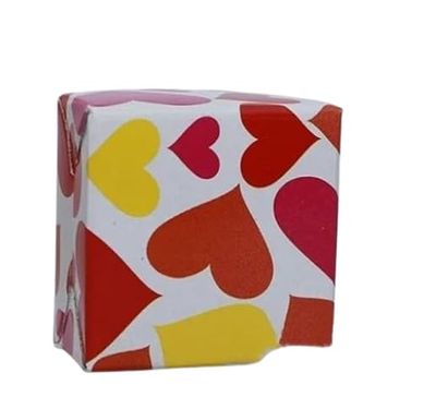 HIT CHOCOLATES Small heart design packing with heart chocolates [Pack of 1] Pack contains 8 heart chocolates | Valentine Gift Chocolate | Chocolate Bites | Milk Chocolate