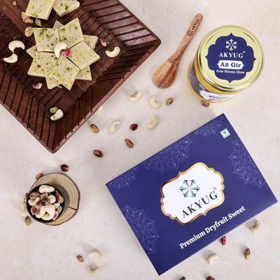AKYUG Premium Kaju Katli | Pure Cashew Sweet | Kaju Barfi | No Added Preservatives | Traditional Indian Mithai | without Warakh (Silver foil) and Mawa (Khoya) (1 Kg)