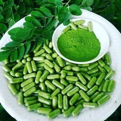 Moringa Leaf Extract Capsules, Pure Green Dietary Supplement