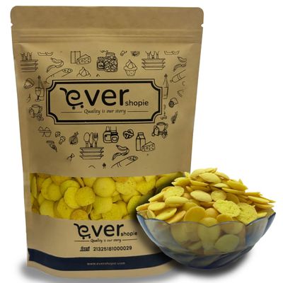 EVERSHOPIE Kerala Special Homemade Egg Drop Biscuits, Mixed Variety Pack, Button and Coin Shaped (1 Kg)