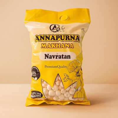 Annapurna Makhana Navratan Fox Nuts Big Size Rasgulla Makhana (250g)