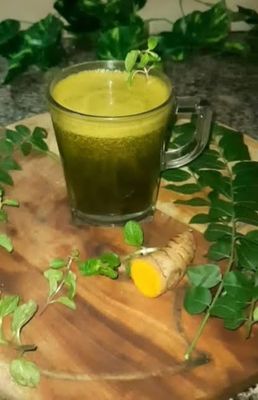 Fresh Green Detox Juice, Healthy Beverage with dhaniya,pudina, curry leaf and Turmeric 450ml