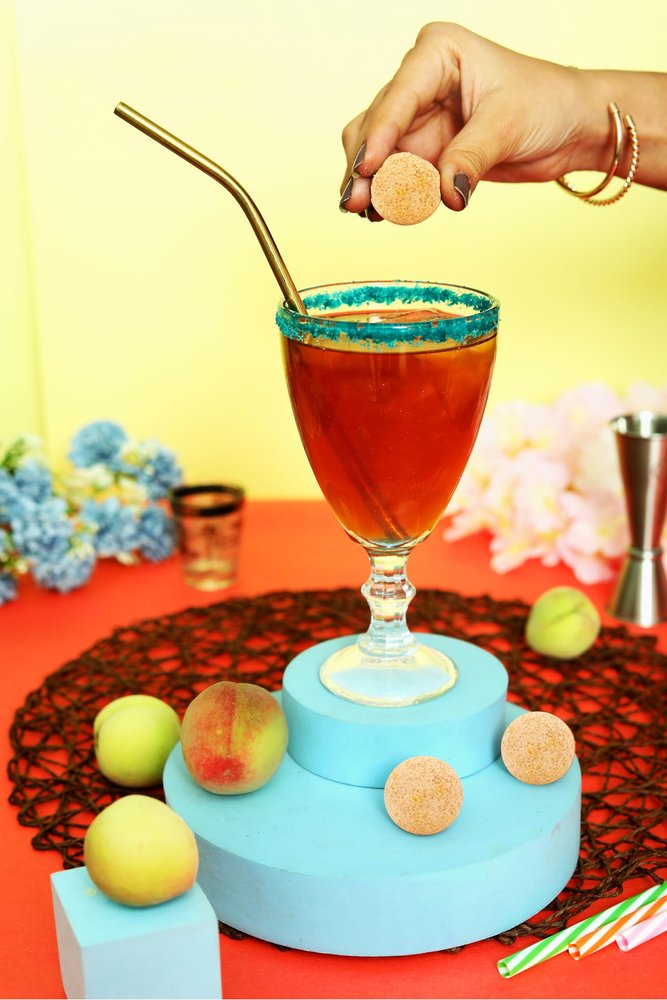 Bomdrop Peachy Vibe Drink Mix Ball | India's First Drink Mix Ball | Instant Mocktail Mix Ball | For Hotel, Restaurant And Party |Drop.Fizz.Sip (15 Gm, Pack Of 4)