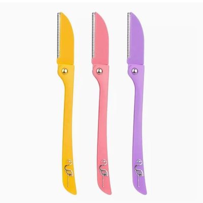 BuntyChiku FEATHER FLAMINGOS RAZOR, Feather Flamingo Facial Razor for Face, Eyebrows & Body shaving | 3-Piece Facial Touch-up Razor