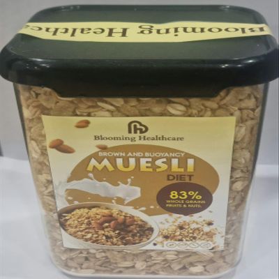 Blooming Healthcare Muesli | Diet Muesli with 83% Whole Grains, Fruits & Nuts | Plant-Based Breakfast Option 500gm