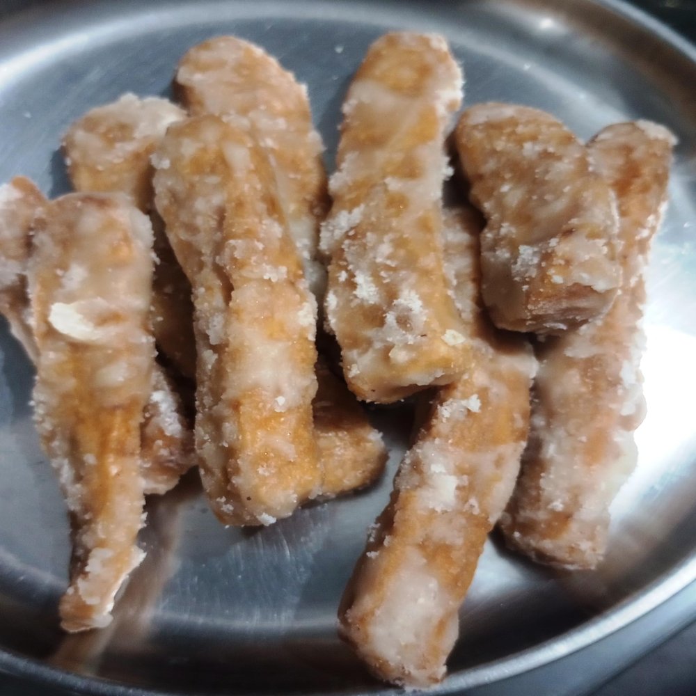 Aadi16's Bengal Special Stick Goja, Traditional Tasty Atta Gaja Preservatives free Healthy Mitha Mukhorochak Namkin Sweets for Snacks Tiffin Pooja Prasad, (Pack of 500gm).