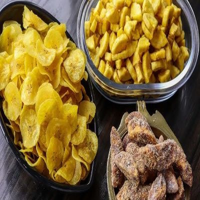 Samrthy Traditional Kerala Banana Chips In Coconut Oil & Jaggery Coated Banana (Sharkara Upperi) (200 Gram, Combo)