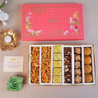 ASHA SWEETS Legacy Gift Hamper 800g |Premium Assorted Sweets Box | Traditional Indian Mithai Gift Pack for Friends, Family & Corporate Gifting |Perfect Festive Sweet Box