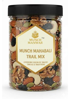 Natural Trail Mix with Almonds, Cashews, Pumpkin Seeds, and Chia Seeds, Healthy Power Snack (1 kg, dry fruiets)